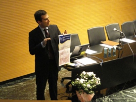 Raphael Vasconcelos, durante simposio.